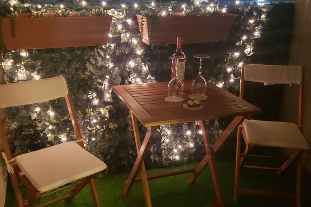 Lovely 2 Bedroom Near The Heart Of Hollywood Appartamento *